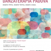 Banner di danzaterapia, colori che si sovrappongono e sfumano